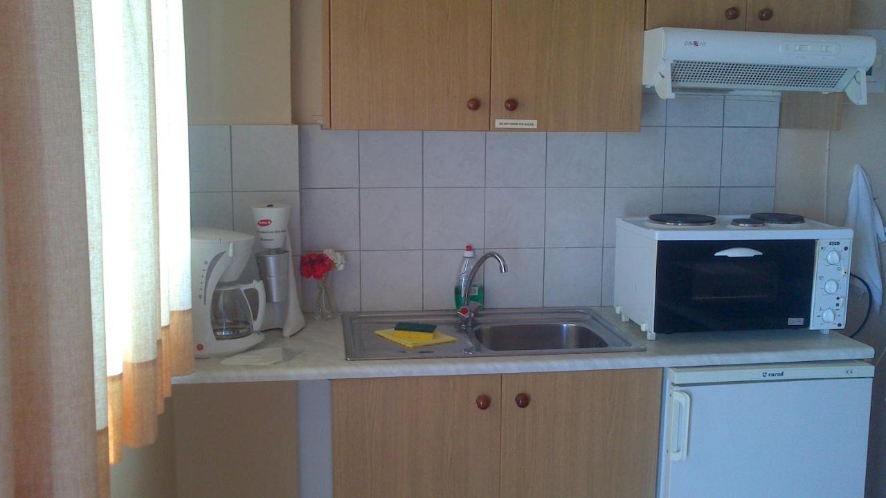 Sarris Planet Apartment Ermoupoli Ngoại thất bức ảnh