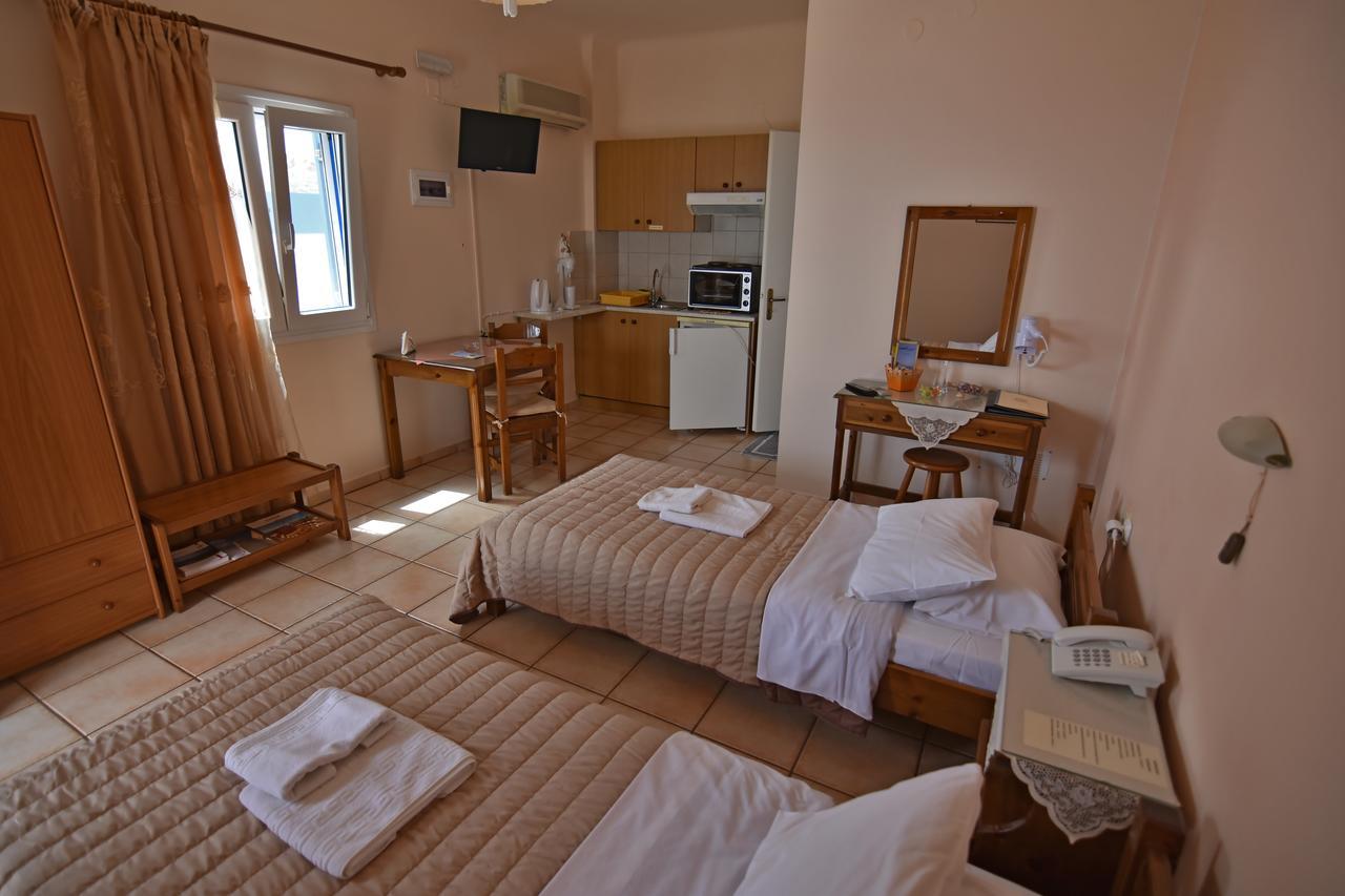 Sarris Planet Apartment Ermoupoli Ngoại thất bức ảnh